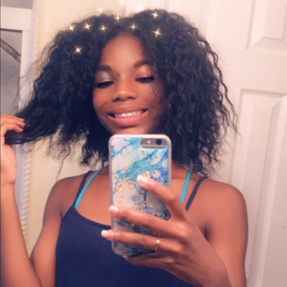 Meet your Posher, Raquel - Picture 1 of 1